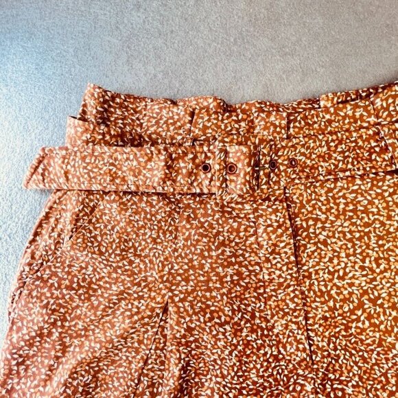 Jonathan Simkhai Lillian Shorts Size 8 Linen Blend in Cayenne Abstract Floral - Picture 6 of 15